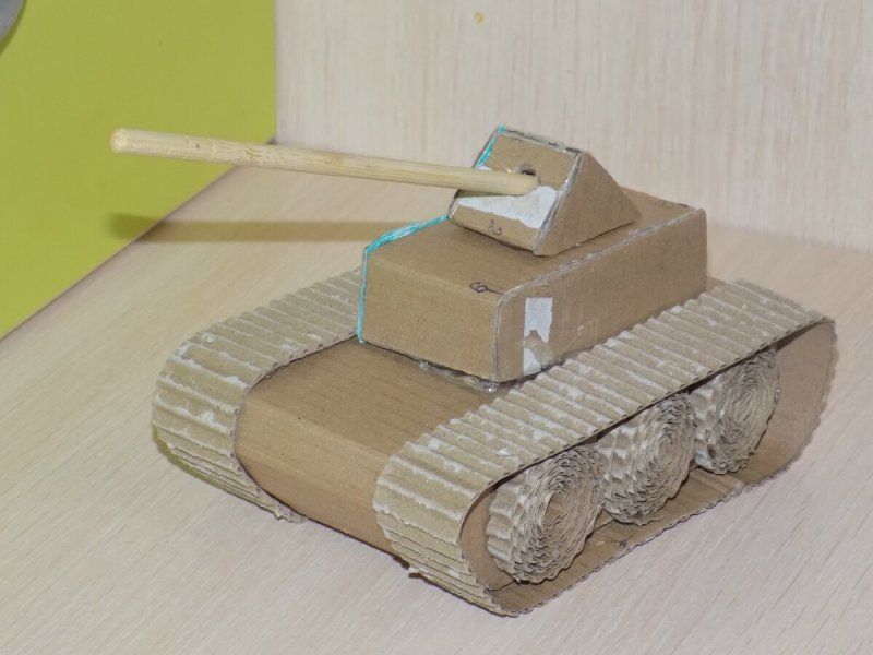 Деревянный танк т-34