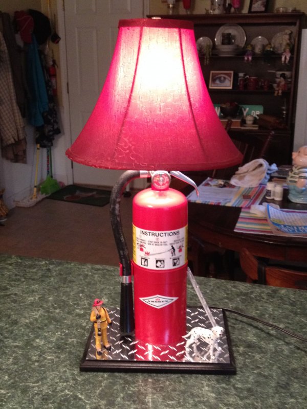 Лампа из огнетушителя