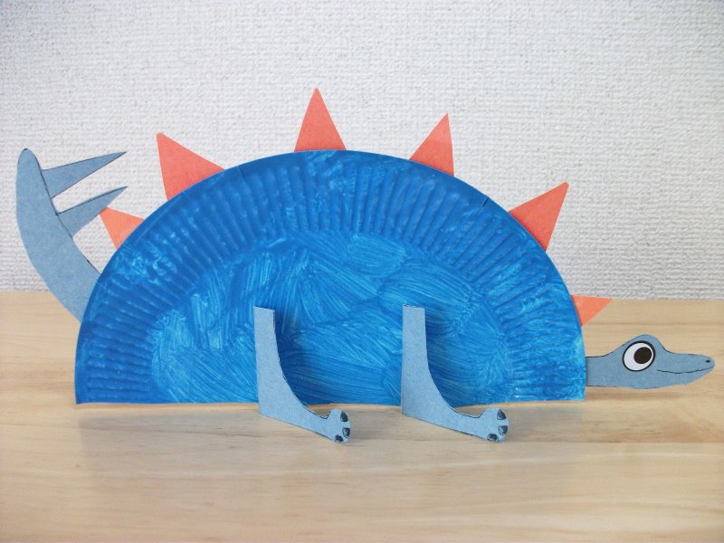 Динозавр из бумажной тарелки