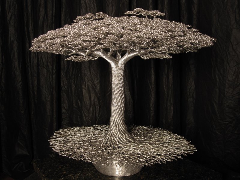 Кевин Айрис деревья из алюминия