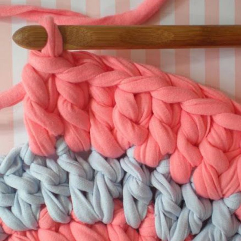 Трикотажные нитки для вязания ковриков
