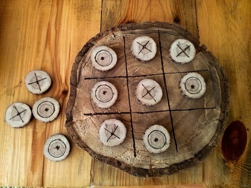 Игра крестики нолики из дерева