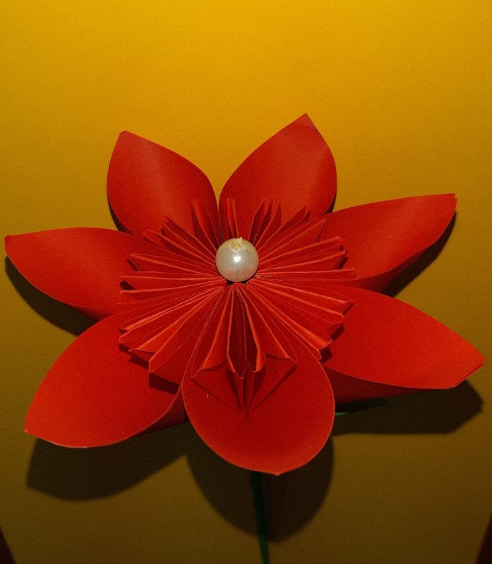 Поделка Аленький цветочек из природного материала