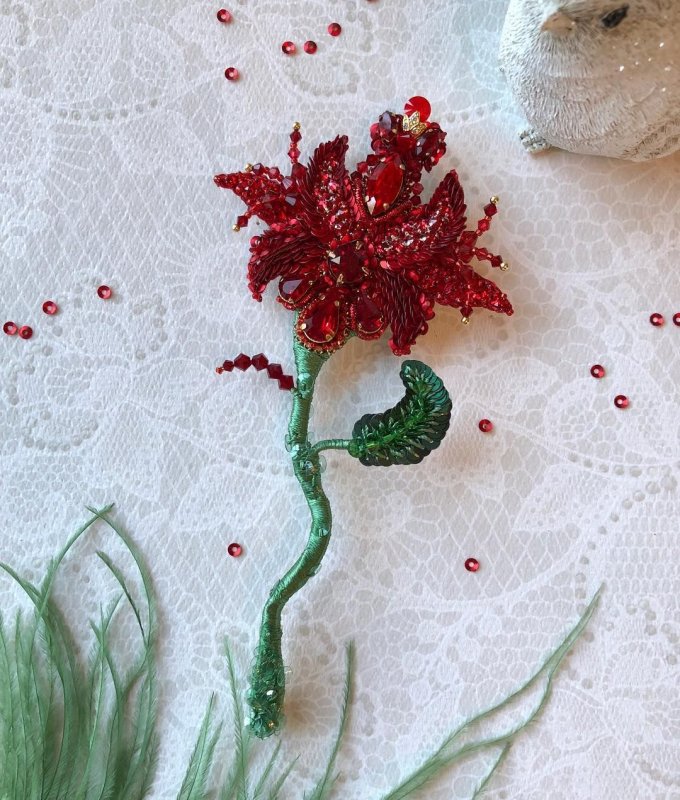 Аленький цветочек из бисера французское плетение