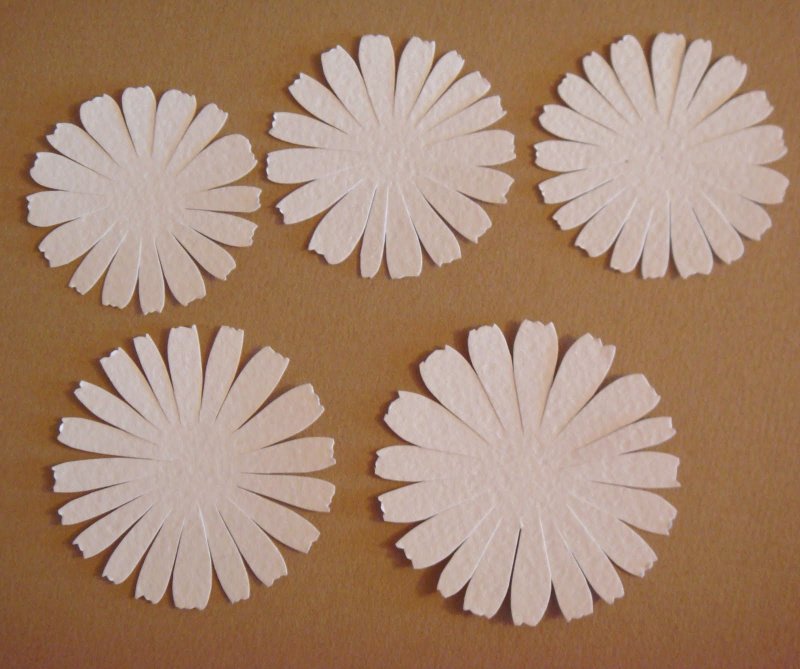 Цветы из бумажной гармошки