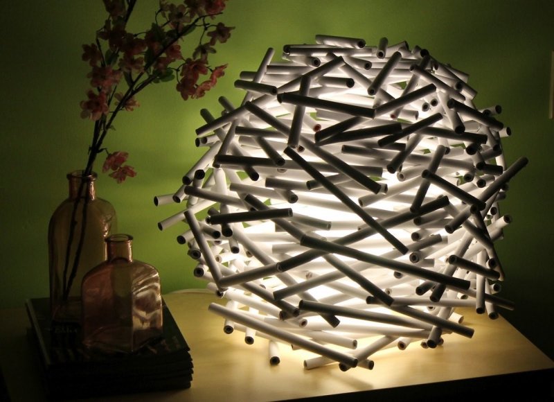 Лампа из необычного материала