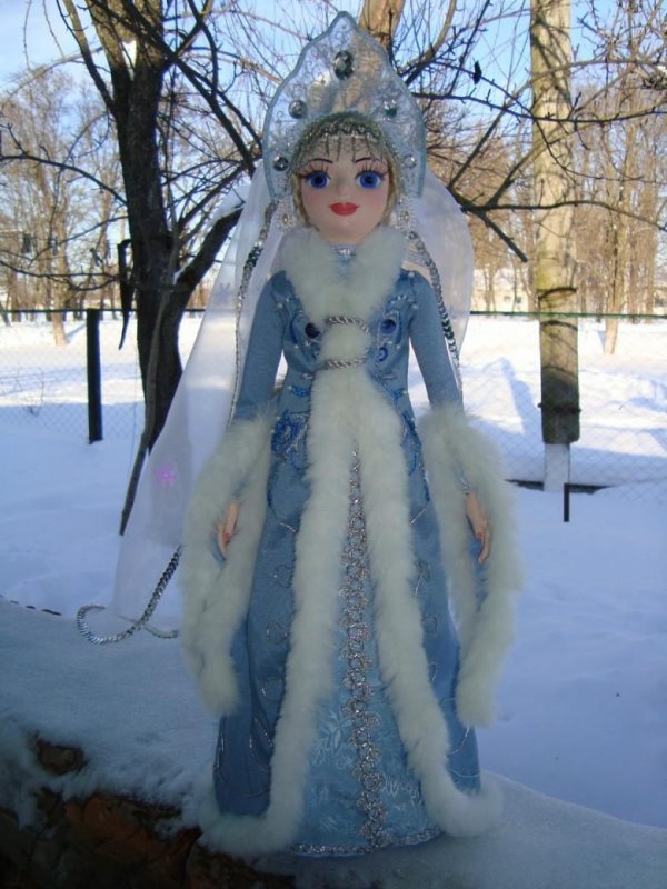Вязаная кукла Снегурочка