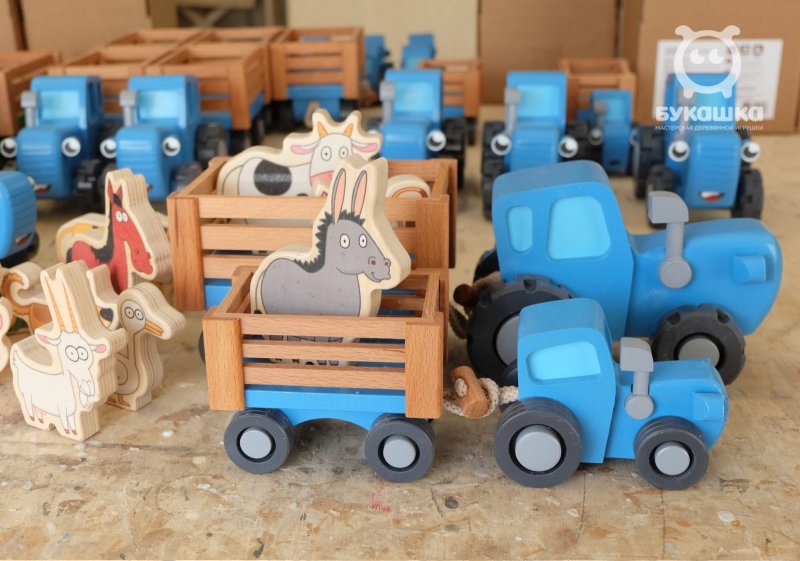 Пряничные топперы синий трактор