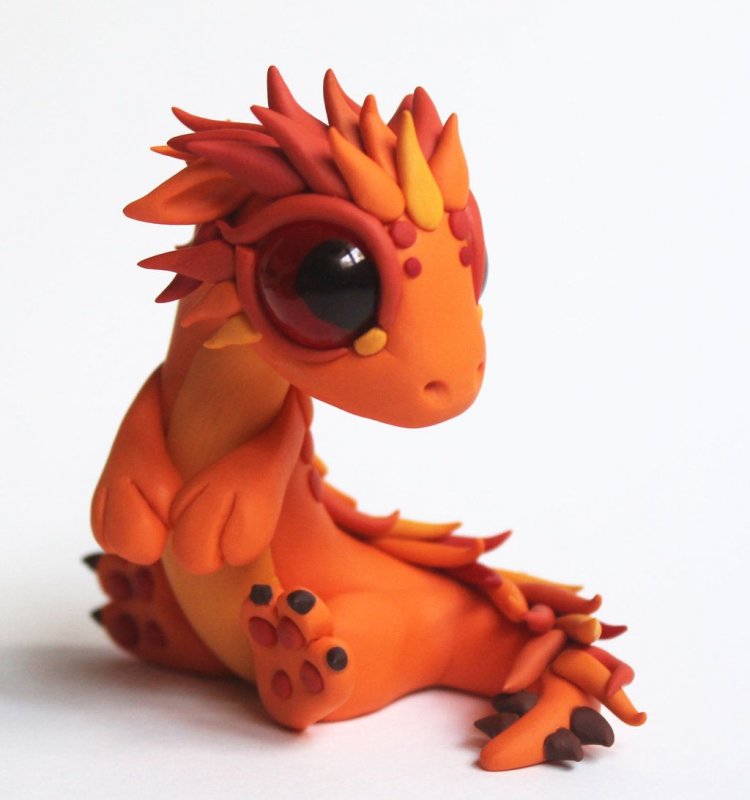 Огненный дракон из пластилина
