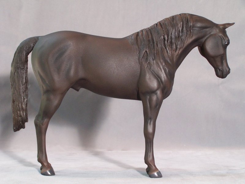 Скульптура лошади из пластилина