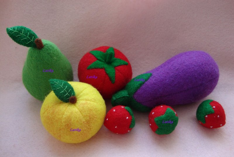 Овощи и фрукты из ткани