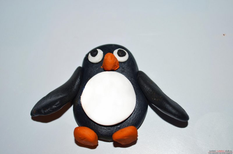 Пингвин из природного материала