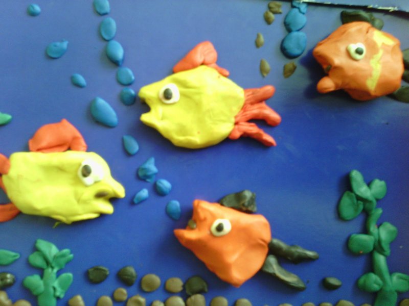 Аквариумные рыбки из пластилина