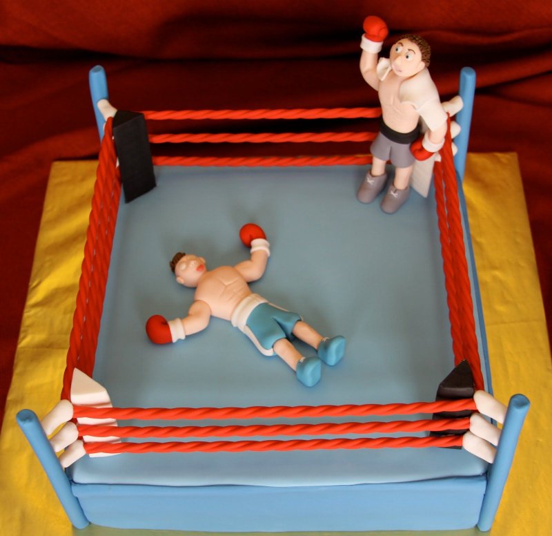 Торт ММА боксёрский ринг