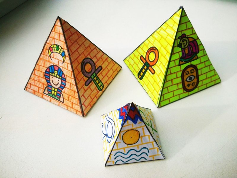 Паперкрафт пирамиды Египта