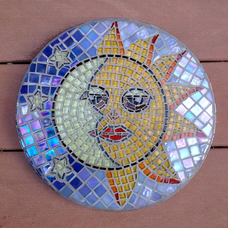 Мозаичное панно солнце