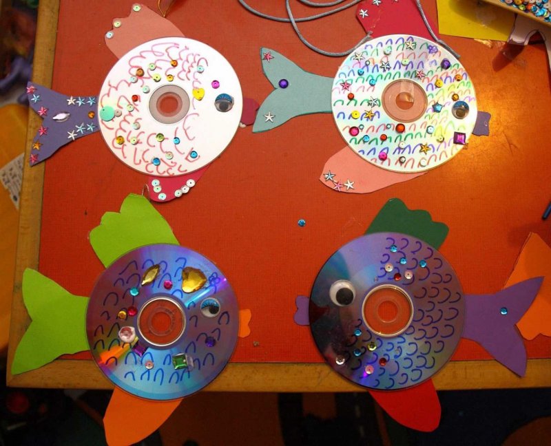 Рыбки из дисков