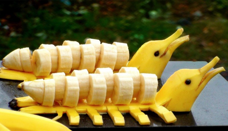 Фигурки из банана