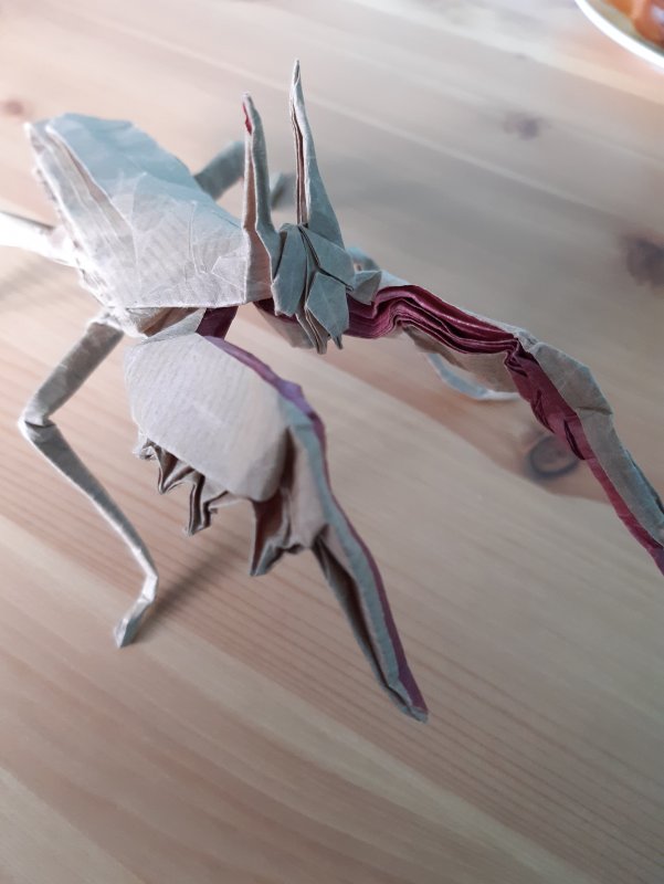 Оригами богомол