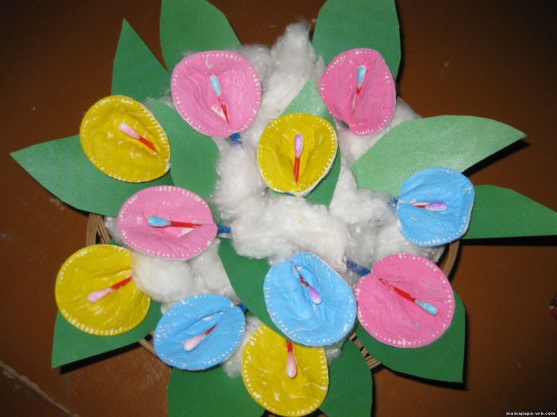 Цветы из ватных дисков для детей