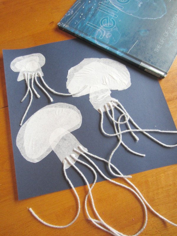 Медуза из ткани