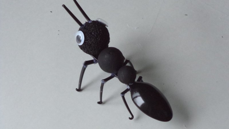 Поделка муравей