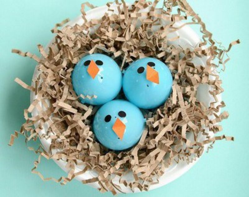 Поделка гнездо с яйцами