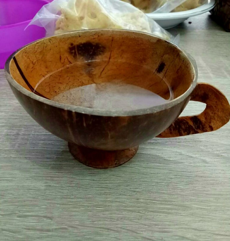 Посуда из скорлупы кокосового ореха