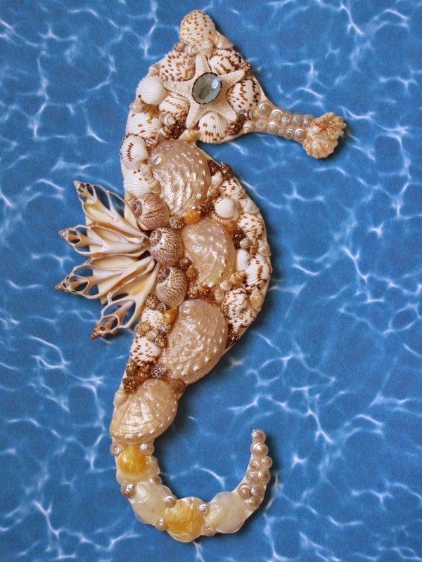 Морской конек из морских ракушек