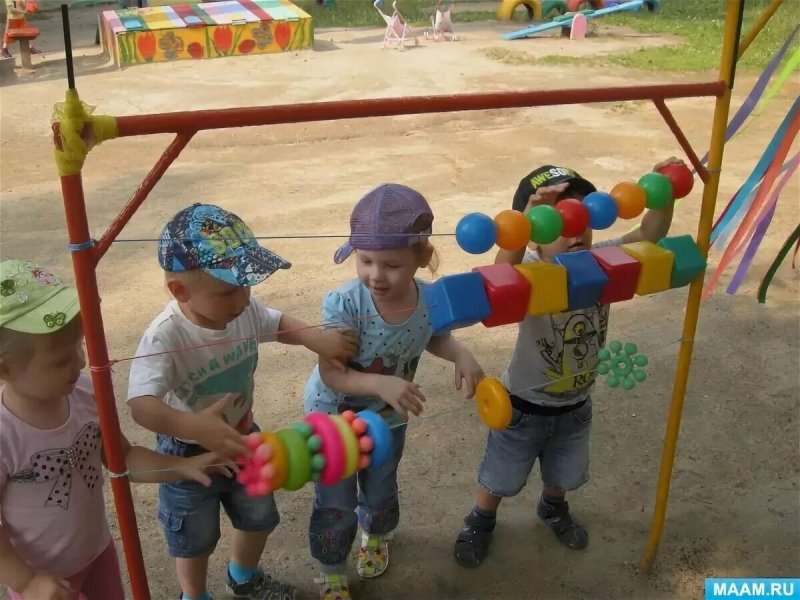 Игрушки для улицы в детский сад