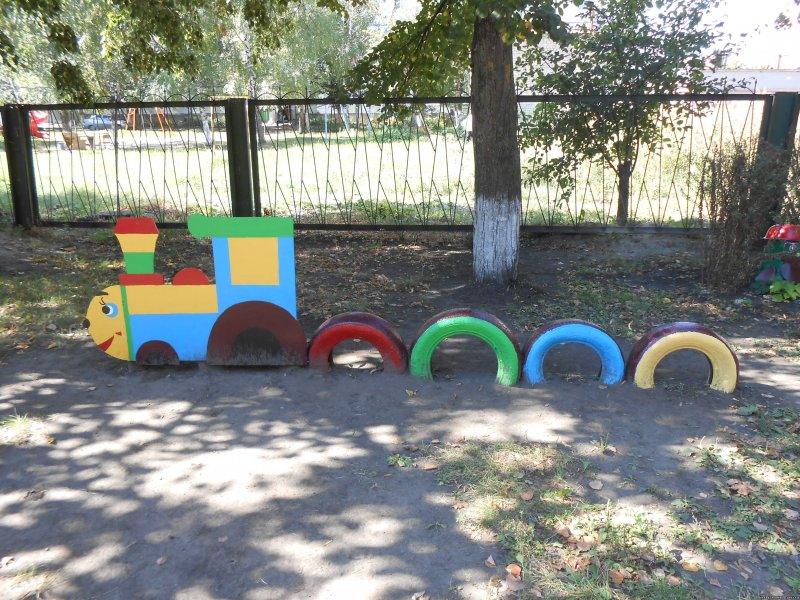Постройки на участке детского сада современные