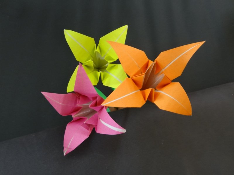 Оригами Лилия