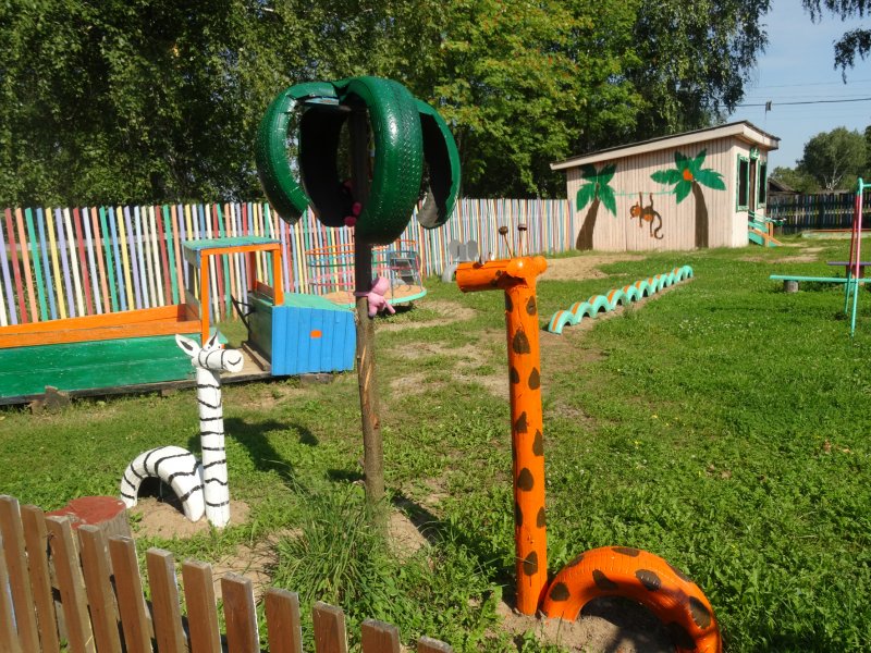Обустройство детских площадок в детском саду