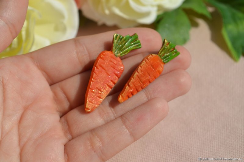 Морковка из полимерной глины