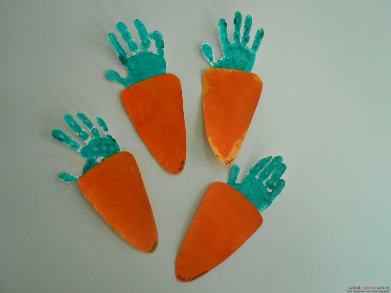 Поделка морковка