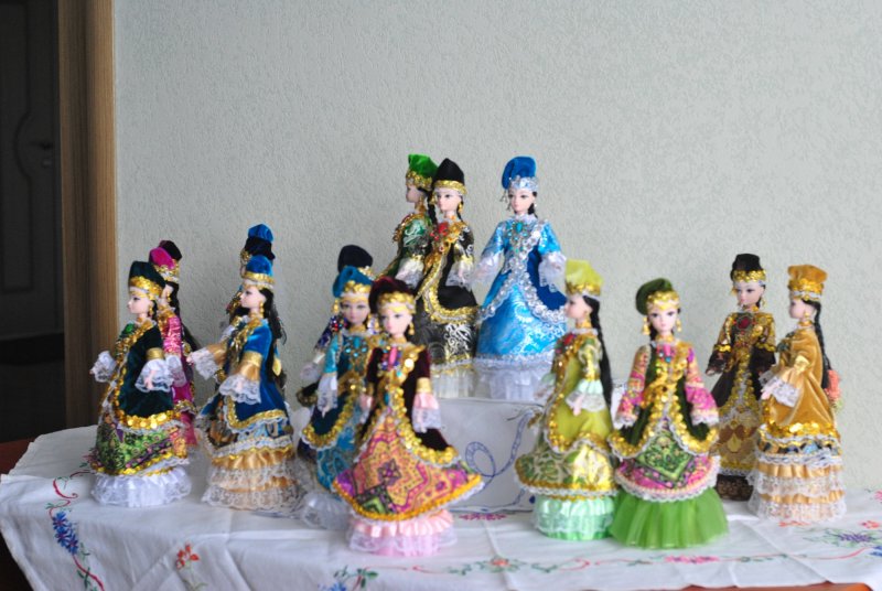 Татарские куклы в национальных костюмах