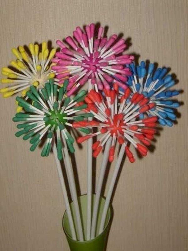 Цветы из ватных палочек