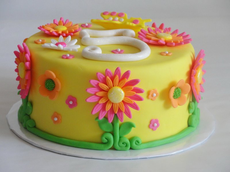 Украшение торта мастикой для девочки