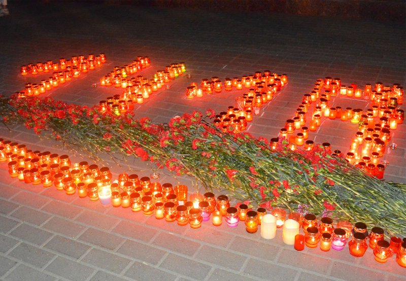 Свеча памяти волонтеры Победы