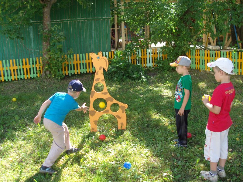 Украсить детский участок в садике