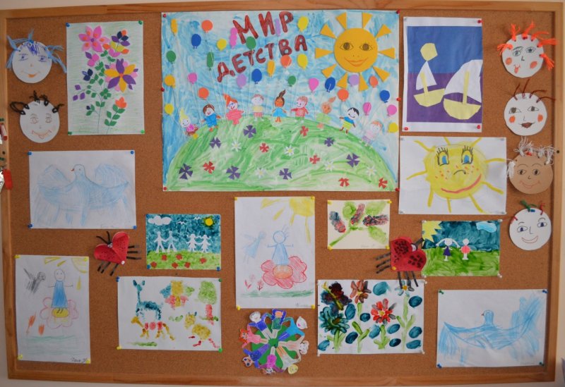 Выставка детских работ на тему летний день
