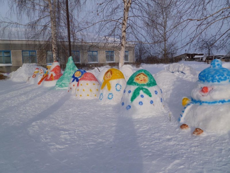 Украшение участка в детском саду зимой