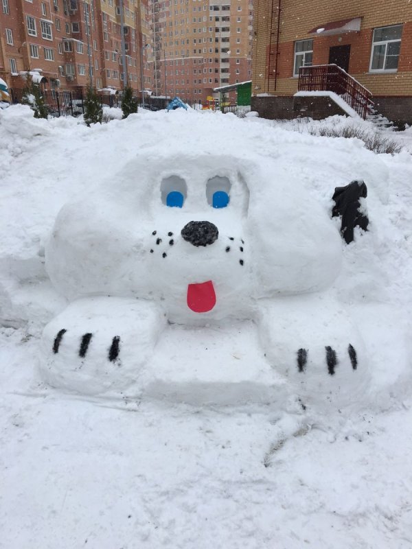 Снеговик из снега на конкурс