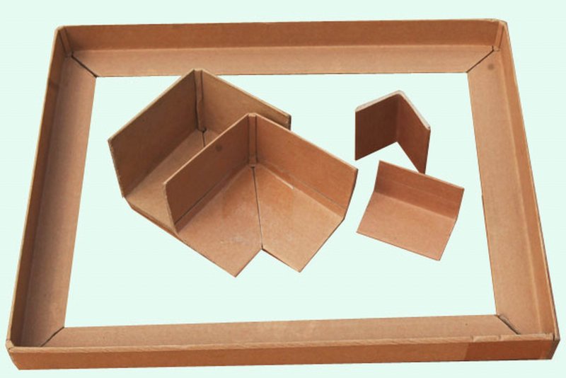 Уголки для коробок картонных