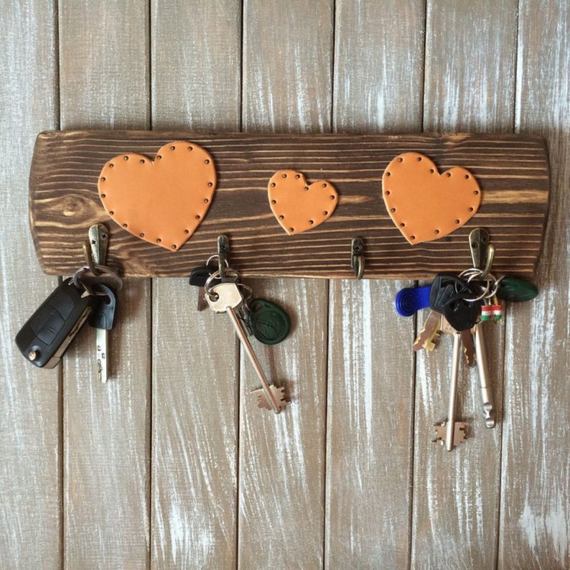 Оригинальные ключницы из дерева