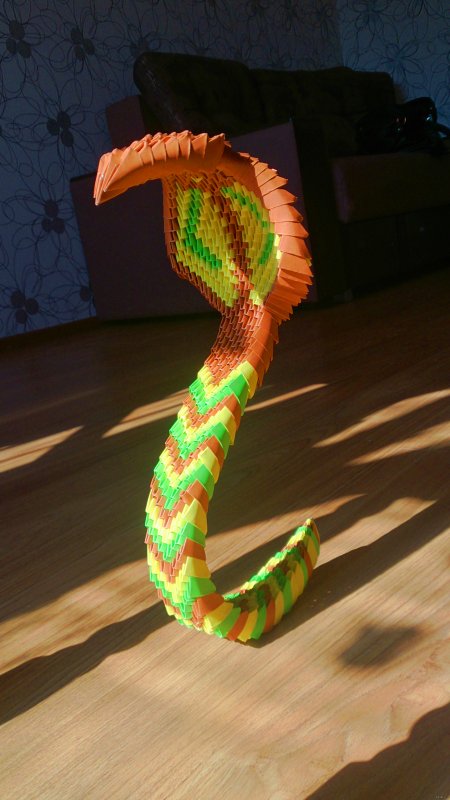 Модульное оригами змея
