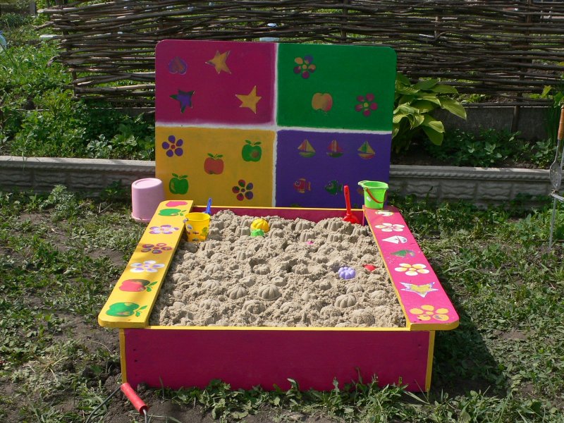 Игры в песочнице в детском саду