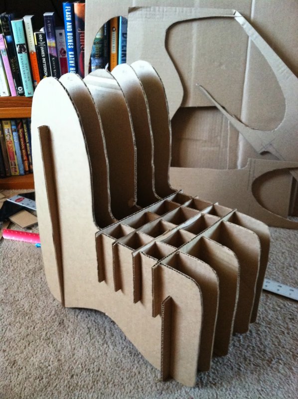 Дизайнерская мебель из картона