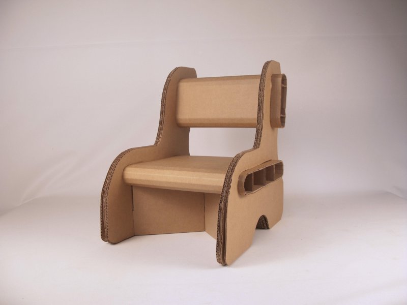 Кресло из картона