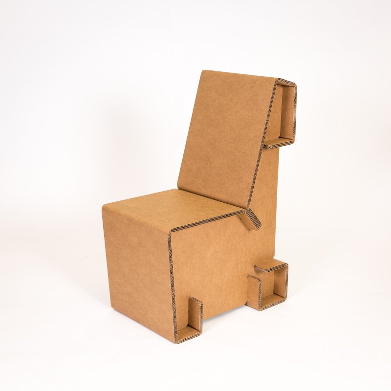 Картонное кресло